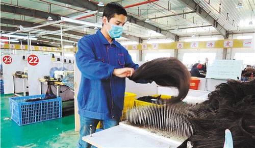 洛浦 特色產(chǎn)業(yè)扎牢脫貧根基